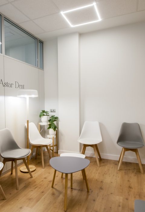 clínica astardent Cádiz